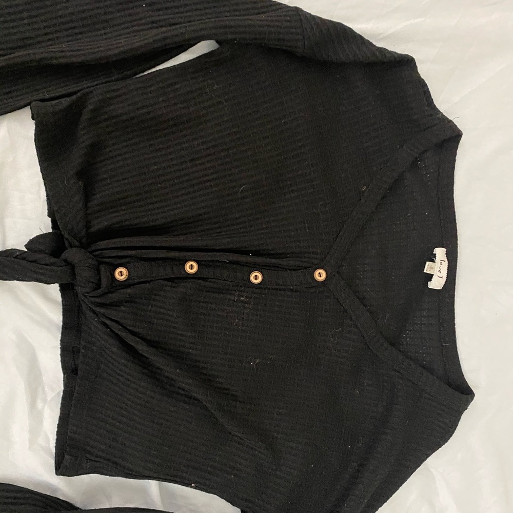 black long sleeve shirt